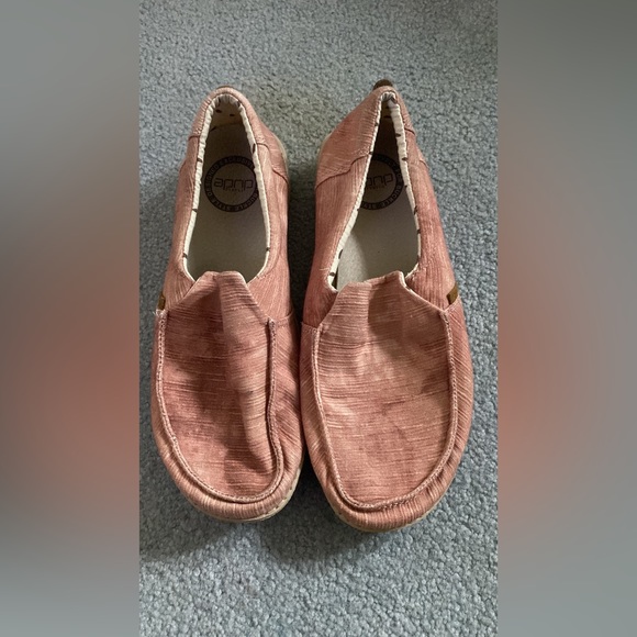 Women’s hey dude shoes - Picture 1 of 1